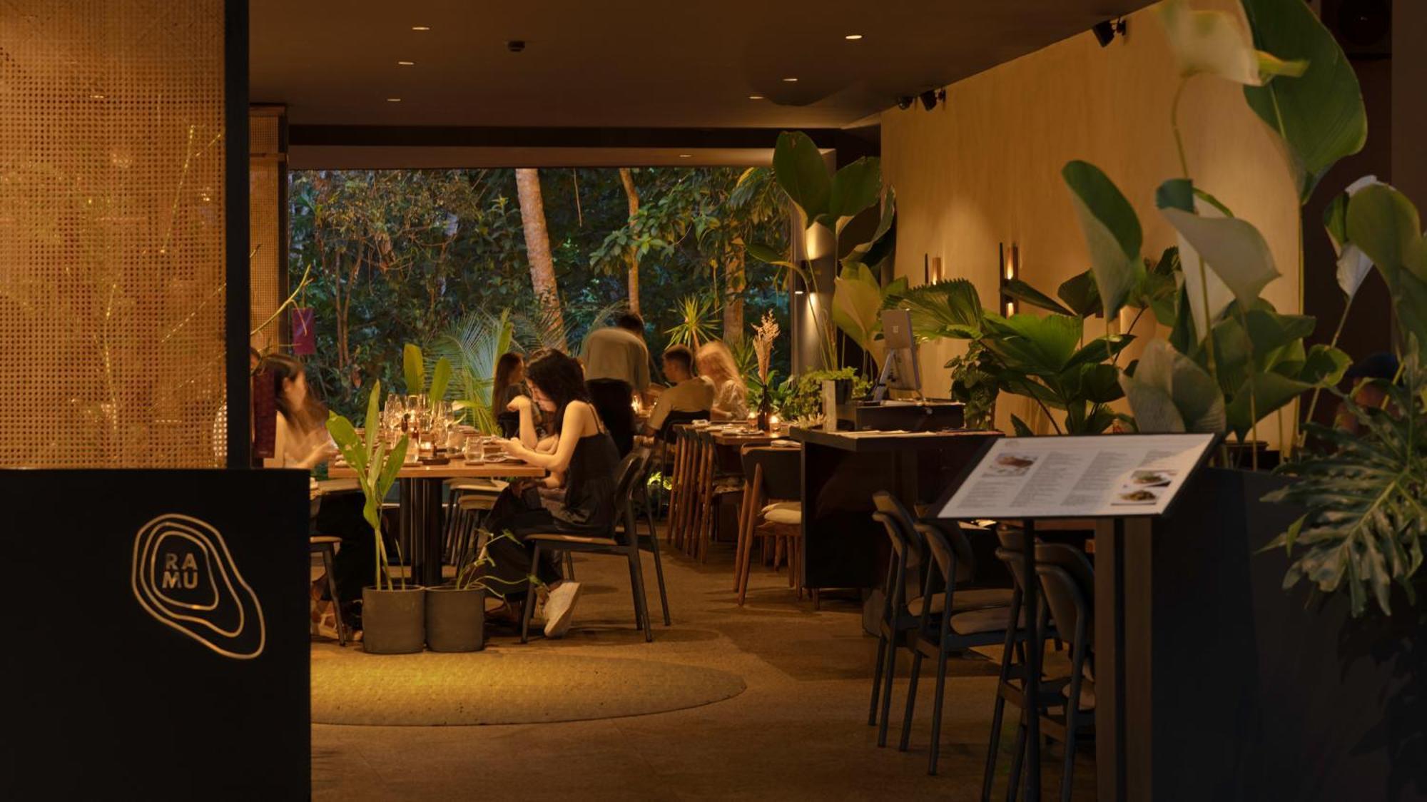 Titik Dua Hotel Ubud Exterior foto