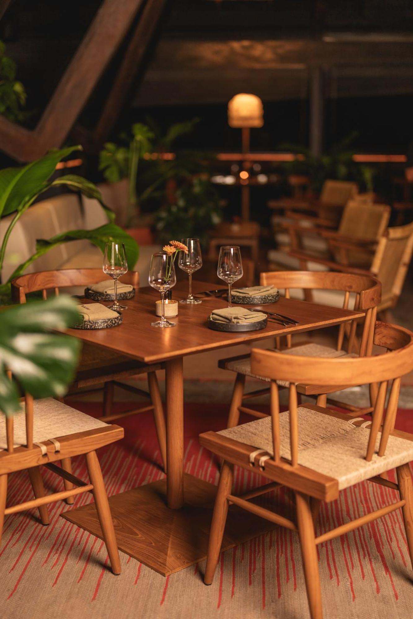 Titik Dua Hotel Ubud Exterior foto